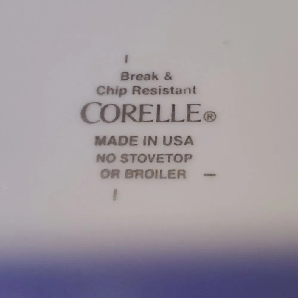Classic Cafe in Black by‎ Corelle Set of Four 10.5